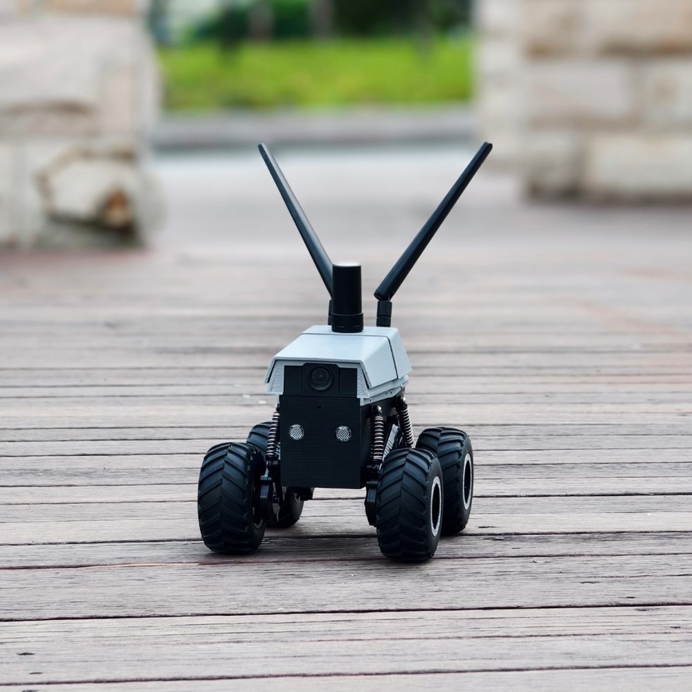 EarthRover Mini+ – FrodoBots